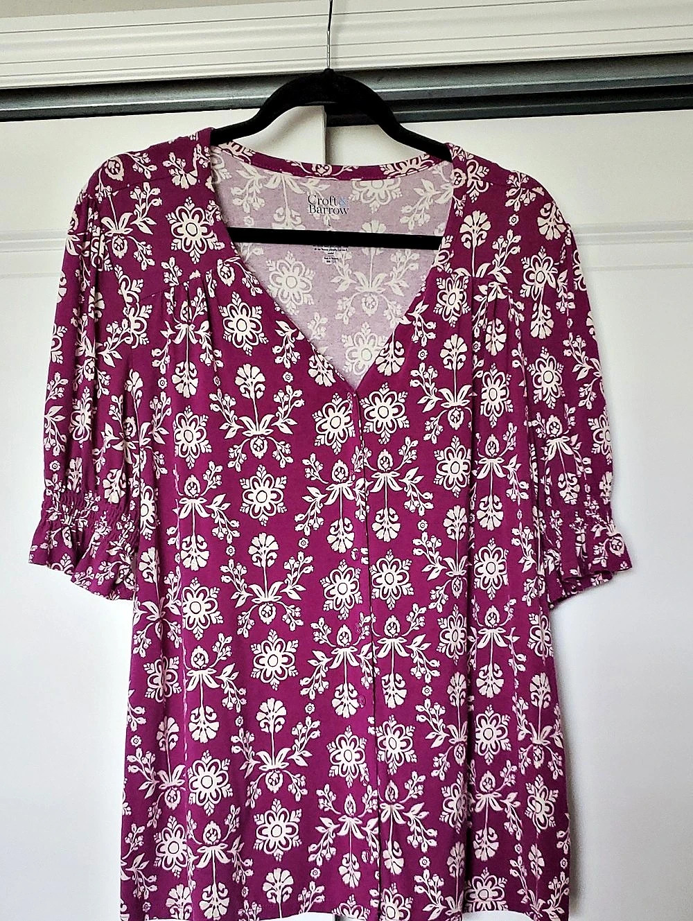 Croft & Barrow Floral Top in Purple & White